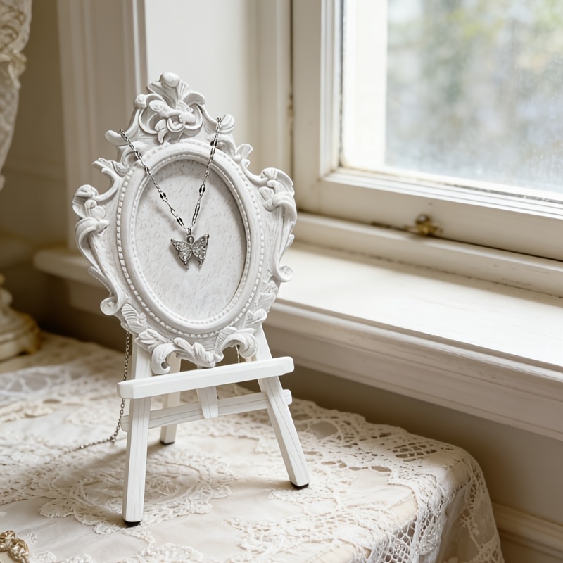 Badminton Victory - Vintage Royal Court Jewelry Display Frames
