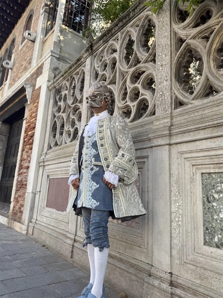 1700s Baroque Rococo Men's Tux - Badminton Victory 评论和价格