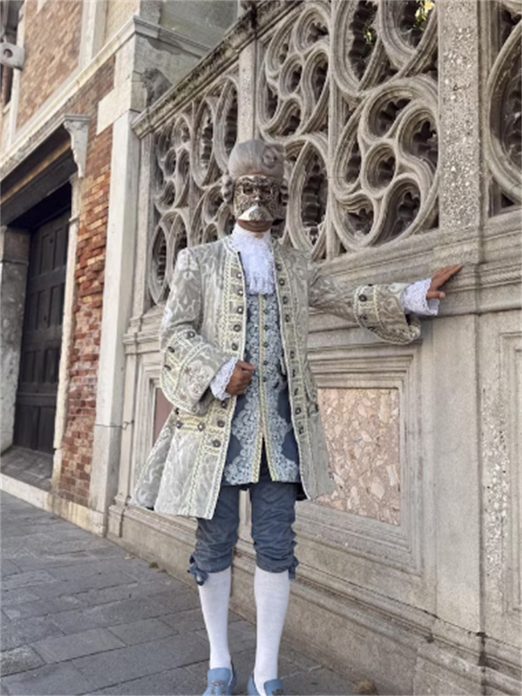 1700s Baroque Rococo Men's Tux - Badminton Victory 评论和价格